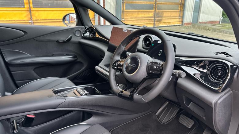 BYD Dolphin 150kW Design 60.4kWh 5dr Auto Electric Hatchback